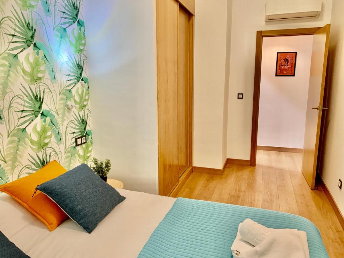 Homely Malaga Refino Bajo G6 Y F6 Exterior photo